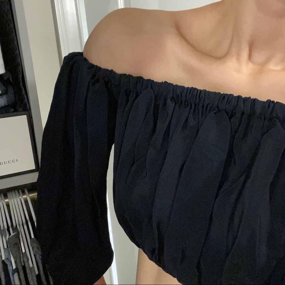 Love & Love Off the shoulder Crop Top